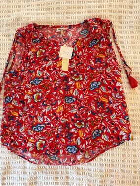 NWT Hester & Orchard Red Floral Sleeveless Top “Enjoy Life” Sz L